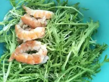 Make Shrimp salad step 1