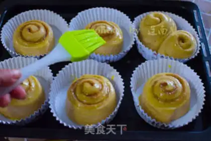 Make Cinnamon rolls step 12