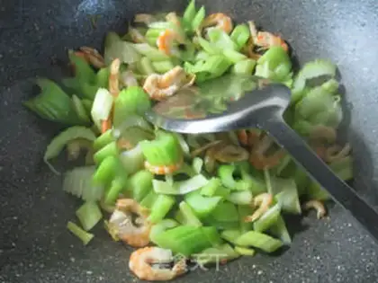 Make Fired celery step 3