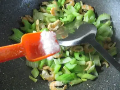 Make Fired celery step 5