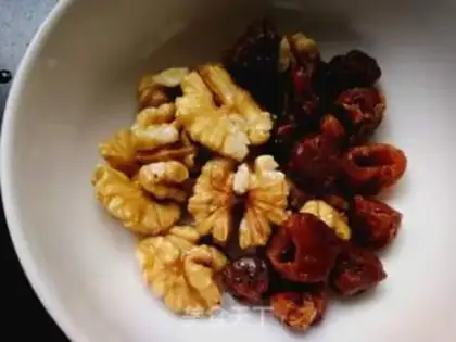 Make Cinnamon pecan porridge step 1