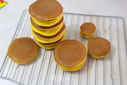 Make Red bean bronchies turn step 9
