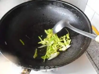 Make Carrot sprouts step 2