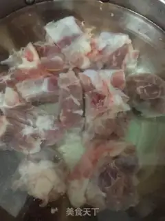 Make Carrot bone soup step 0