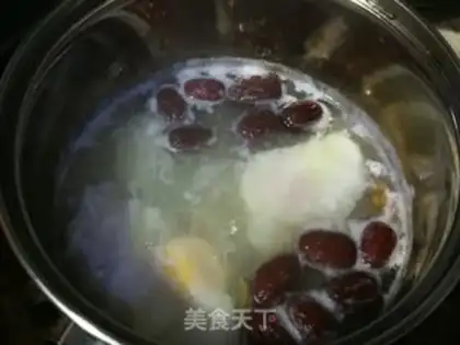 Make Red-tree egg candy step 2