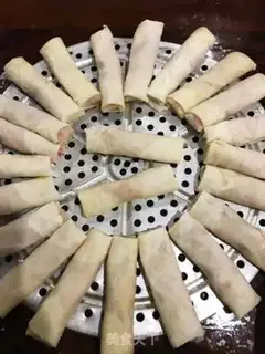 Make Spring rolls step 6