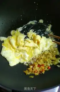 Make Sour cucumber egg fried rice step 1