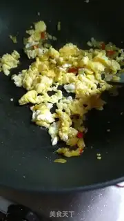 Make Sour cucumber egg fried rice step 2