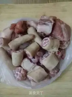 Make Pigtail stew step 0