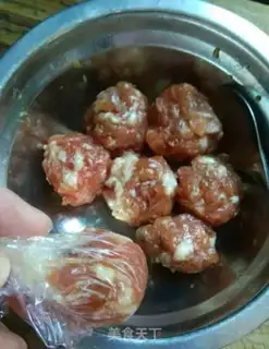 Make Eggball soup step 1