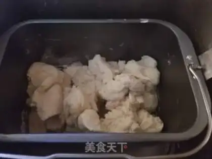 Make Pineapple ham bread step 1