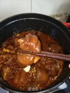 Make Hot pig hoof step 10
