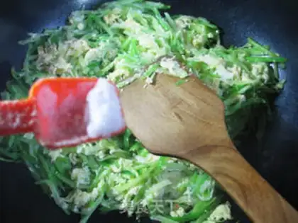 Make Duck eggs and radish step 5