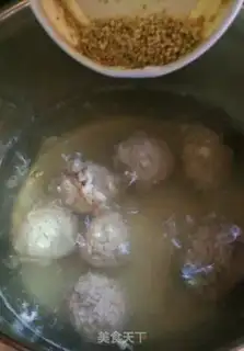 Make Eggball soup step 4
