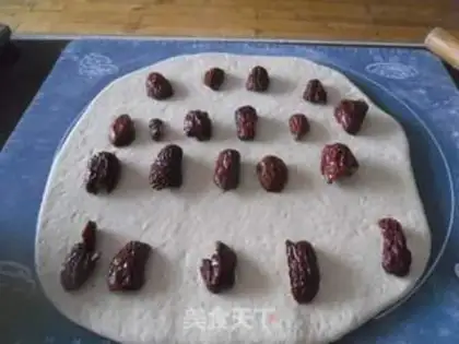 Make Red-tree roll step 6
