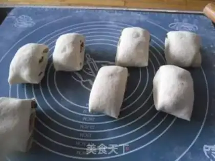 Make Red-tree roll step 8