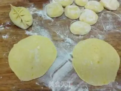 Make A pair of bouquets step 3