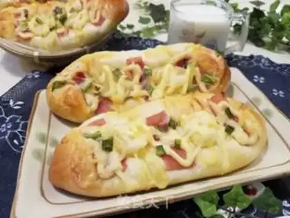 Make Pineapple ham bread step 17