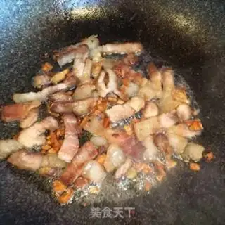 Make Garlic slices of mushrooms step 4
