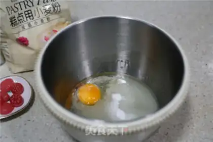Make Glass and sugar cookies step 1