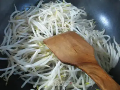 Make Sour ham and green beans step 1