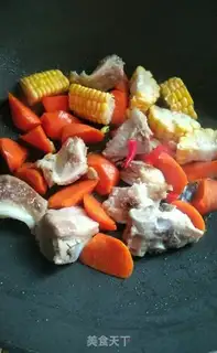 Make Cream-cracker corn carrots step 2