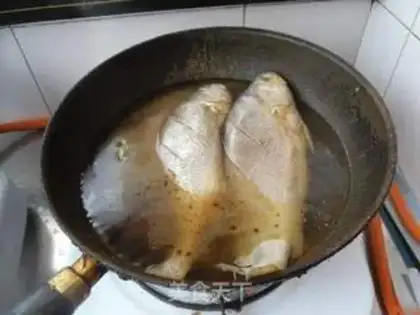 Make Homeful yellowfish step 7