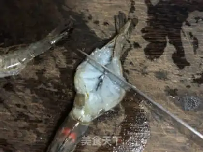 Make Garlic ginseng shrimp step 1
