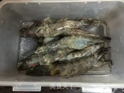 Make Garlic ginseng shrimp step 2
