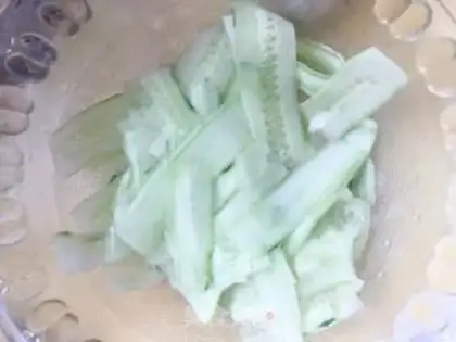 Make Frozen cucumbers step 0