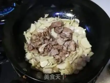 Make Mushrooms, fried meat step 3