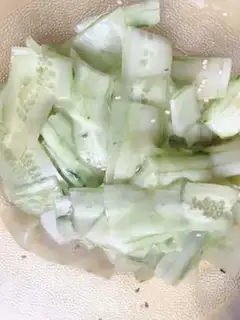 Make Frozen cucumbers step 2