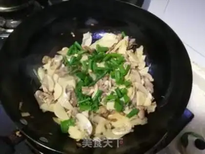 Make Mushrooms, fried meat step 4