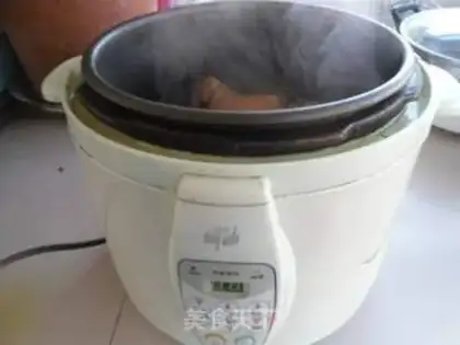 Make Soy pig hoofs step 10