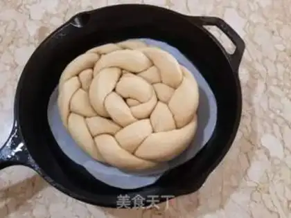 Make Hala bread step 16