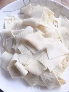 Make Carrot pretzels step 1