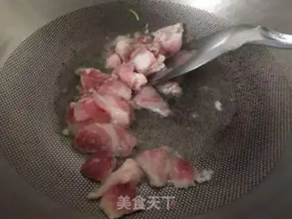 Make Five bouquets and slices step 1