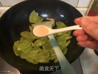 Make Scrambled eggs step 5