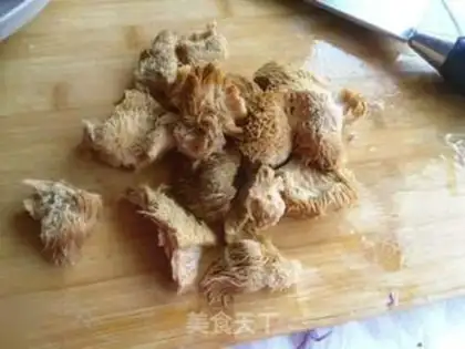 Make Chicken soup monkey mushrooms step 2