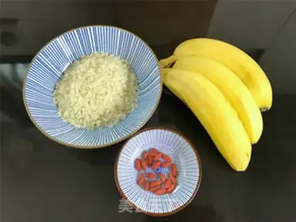 Make Banana porridge step 0