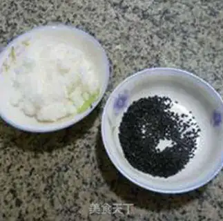 Make Black-sesame-sedimented corn bagel step 2