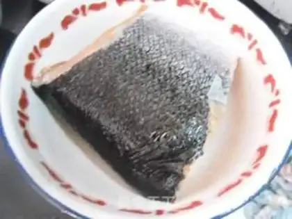 Make Fried salmon step 1