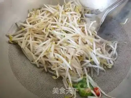 Make Jealousy bean sprouts step 3