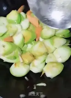 Make Carrots and crotch step 5