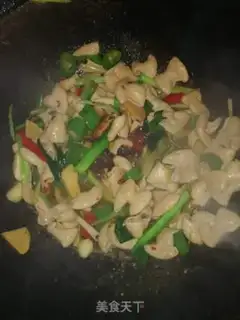Make Spicy garlic and fat intestines step 5