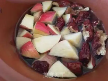 Make Red-tree apple soup step 3