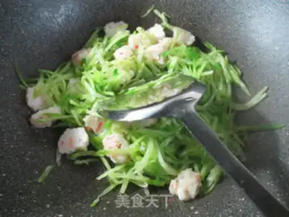 Make Shrimp-flavored radish step 3