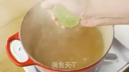 Make The lemon is so cold step 4