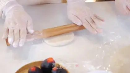 Make Strawberry Dafu step 8