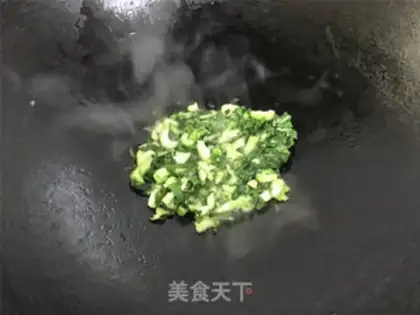 Make A green egg fried rice step 5
